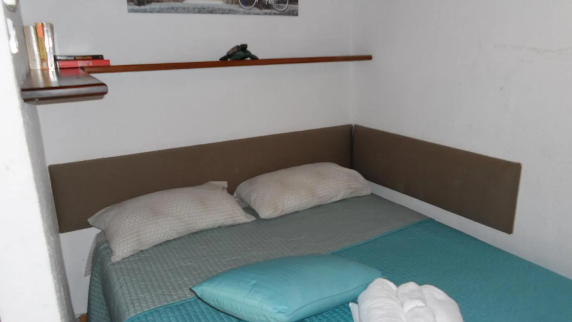Vaticano Ohana Suite Trastevere Rome 0*,  Italy